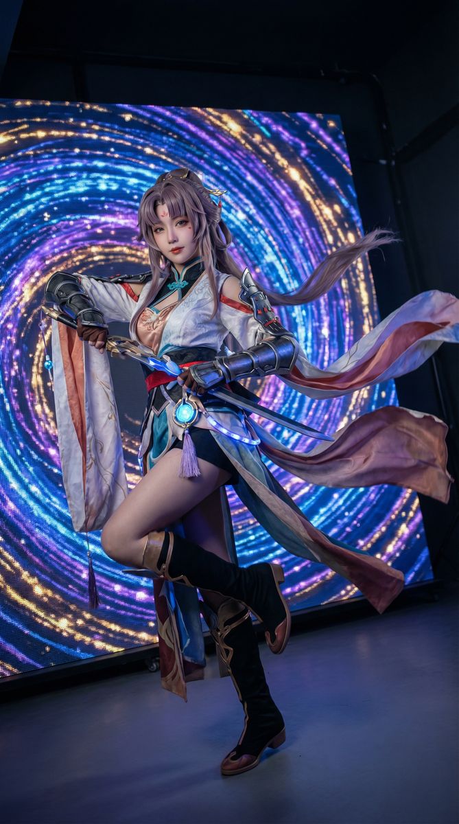 捷克街头动漫cosplay视频展示